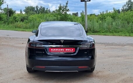 Tesla Model S I, 2014 год, 1 990 000 рублей, 2 фотография