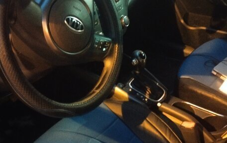 KIA Cerato III, 2010 год, 750 000 рублей, 4 фотография