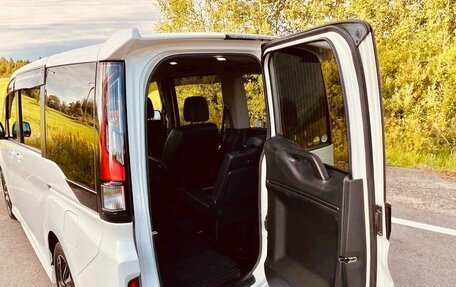 Honda Stepwgn IV, 2022 год, 1 850 000 рублей, 11 фотография