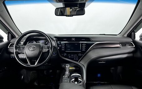 Toyota Camry, 2020 год, 3 129 000 рублей, 14 фотография