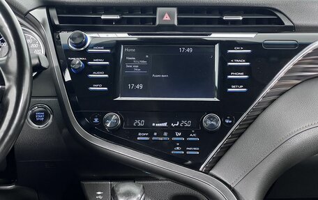 Toyota Camry, 2020 год, 3 129 000 рублей, 15 фотография