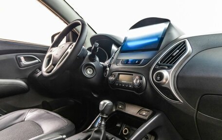 Hyundai ix35 I рестайлинг, 2011 год, 1 288 000 рублей, 37 фотография