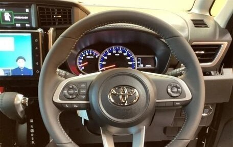 Toyota Roomy I, 2025 год, 8 фотография