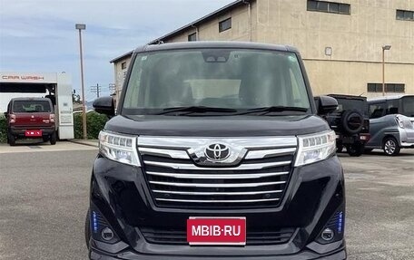 Toyota Roomy I, 2019 год, 1 800 000 рублей, 1 фотография