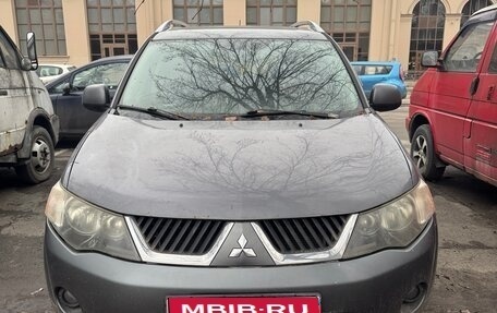 Mitsubishi Outlander III рестайлинг 3, 2008 год, 565 000 рублей, 1 фотография