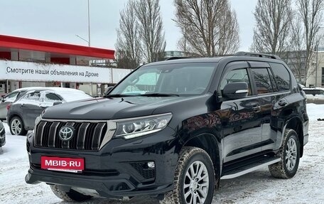 Toyota Land Cruiser Prado 150 рестайлинг 2, 2021 год, 6 970 000 рублей, 1 фотография