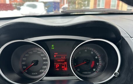 Mitsubishi Outlander III рестайлинг 3, 2007 год, 750 000 рублей, 9 фотография