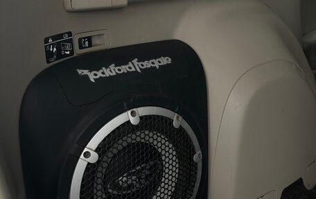 Mitsubishi Outlander III рестайлинг 3, 2007 год, 750 000 рублей, 10 фотография