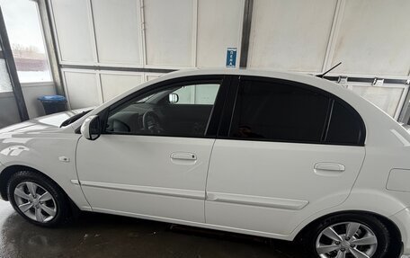 KIA Rio II, 2011 год, 600 000 рублей, 2 фотография