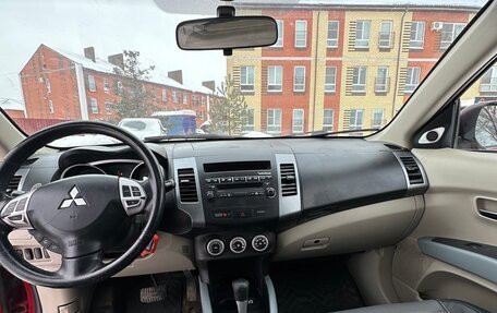 Mitsubishi Outlander III рестайлинг 3, 2007 год, 750 000 рублей, 7 фотография