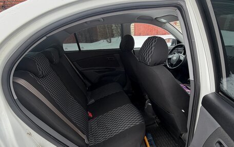 KIA Rio II, 2011 год, 600 000 рублей, 30 фотография