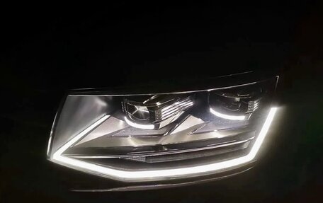 Volkswagen Caravelle T6 рестайлинг, 2017 год, 3 250 000 рублей, 11 фотография