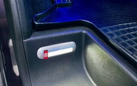 Volkswagen Caravelle T6 рестайлинг, 2017 год, 3 250 000 рублей, 15 фотография