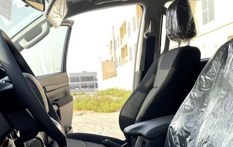 Toyota Hilux VIII, 2025 год, 4 860 000 рублей, 13 фотография