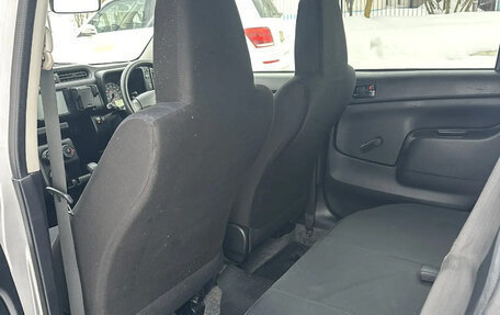 Toyota Succeed I рестайлинг, 2018 год, 1 280 000 рублей, 13 фотография