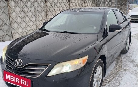 Toyota Camry, 2011 год, 1 100 000 рублей, 2 фотография