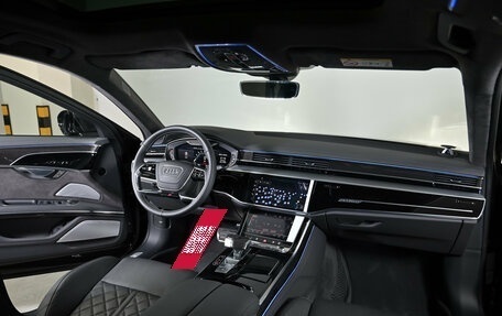 Audi S8, 2021 год, 18 500 000 рублей, 9 фотография