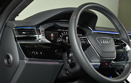 Audi S8, 2021 год, 18 500 000 рублей, 23 фотография