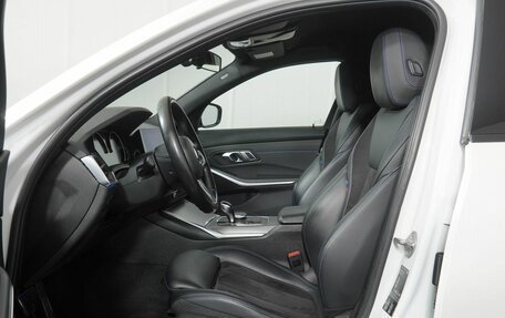 BMW 3 серия, 2019 год, 3 470 000 рублей, 11 фотография