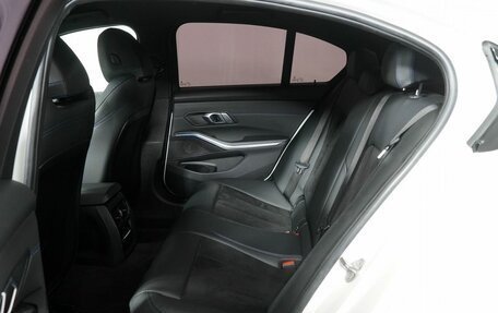 BMW 3 серия, 2019 год, 3 470 000 рублей, 13 фотография