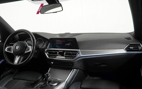 BMW 3 серия, 2019 год, 3 470 000 рублей, 14 фотография