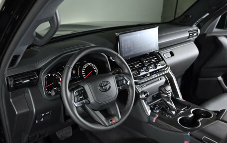 Toyota Land Cruiser, 2024 год, 16 500 000 рублей, 17 фотография