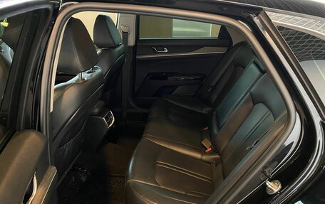 KIA K5, 2021 год, 2 420 000 рублей, 25 фотография