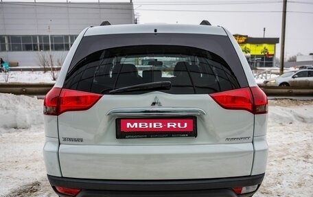Mitsubishi Pajero Sport II рестайлинг, 2013 год, 2 668 000 рублей, 6 фотография
