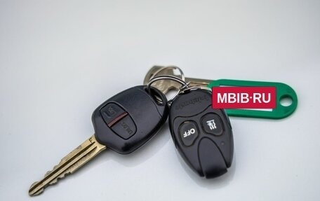 Mitsubishi Pajero Sport II рестайлинг, 2013 год, 2 668 000 рублей, 13 фотография