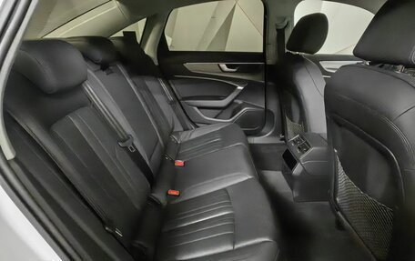 Audi A6, 2019 год, 4 000 000 рублей, 16 фотография