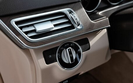 Mercedes-Benz E-Класс, 2013 год, 1 800 000 рублей, 11 фотография