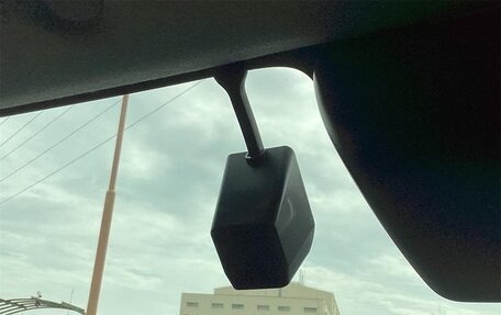 Toyota Roomy I, 2019 год, 1 800 000 рублей, 16 фотография