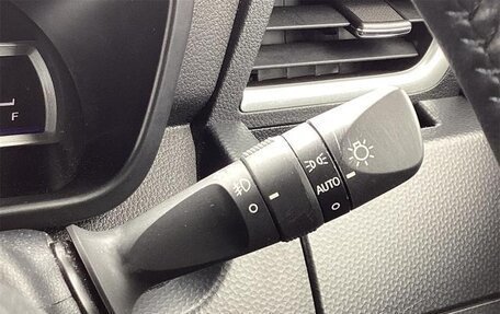 Toyota Roomy I, 2019 год, 1 800 000 рублей, 13 фотография