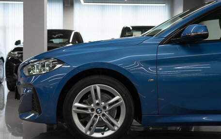 BMW 1 серия, 2020 год, 2 610 000 рублей, 23 фотография