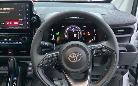 Toyota Sienta, 2025 год, 2 750 000 рублей, 10 фотография