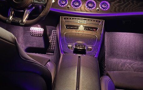 Mercedes-Benz E-Класс, 2019 год, 3 700 000 рублей, 6 фотография