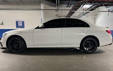 Mercedes-Benz E-Класс, 2019 год, 3 700 000 рублей, 8 фотография