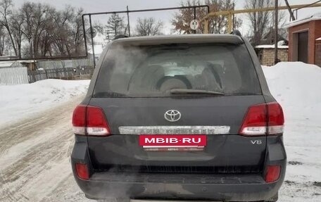 Toyota Land Cruiser 200, 2008 год, 2 650 000 рублей, 2 фотография