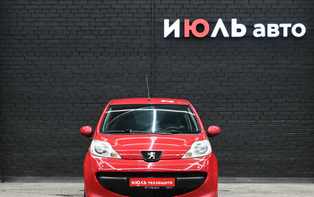 Peugeot 107 I рестайлинг, 2007 год, 320 000 рублей, 2 фотография