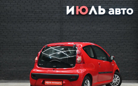 Peugeot 107 I рестайлинг, 2007 год, 320 000 рублей, 7 фотография