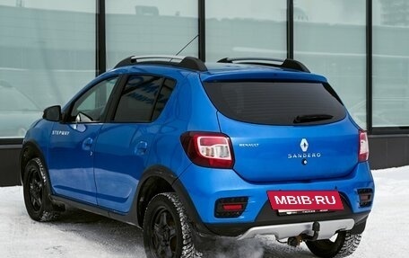 Renault Sandero II рестайлинг, 2015 год, 799 000 рублей, 3 фотография