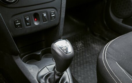 Renault Sandero II рестайлинг, 2015 год, 799 000 рублей, 14 фотография