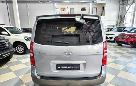 Hyundai Grand Starex Grand Starex I рестайлинг 2, 2016 год, 2 249 000 рублей, 6 фотография