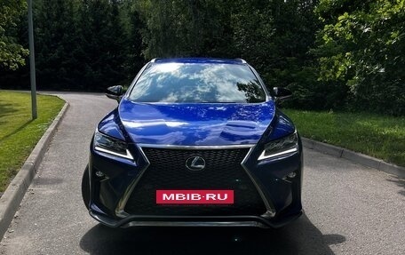 Lexus RX IV рестайлинг, 2017 год, 4 300 000 рублей, 3 фотография