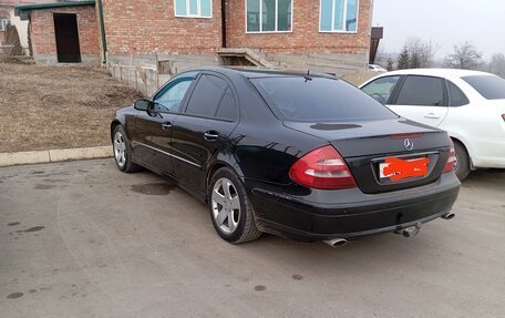 Mercedes-Benz E-Класс, 2003 год, 580 000 рублей, 2 фотография