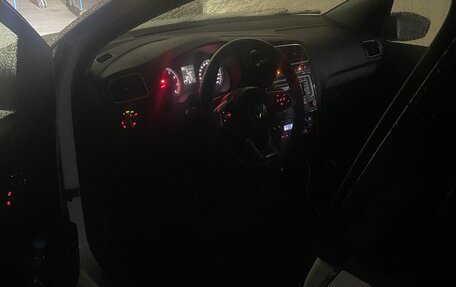 Volkswagen Polo VI (EU Market), 2016 год, 1 100 000 рублей, 5 фотография