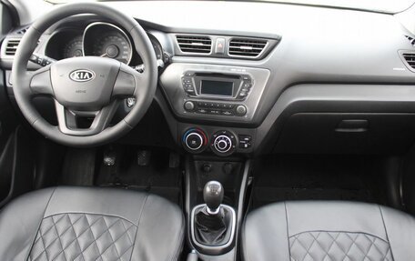 KIA Rio III рестайлинг, 2012 год, 749 000 рублей, 10 фотография