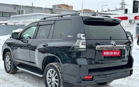 Toyota Land Cruiser Prado 150 рестайлинг 2, 2021 год, 6 970 000 рублей, 7 фотография