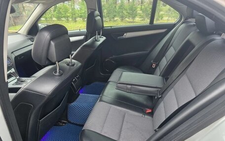 Mercedes-Benz C-Класс, 2008 год, 1 100 000 рублей, 11 фотография