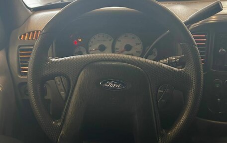 Ford Escape II, 2001 год, 565 000 рублей, 11 фотография